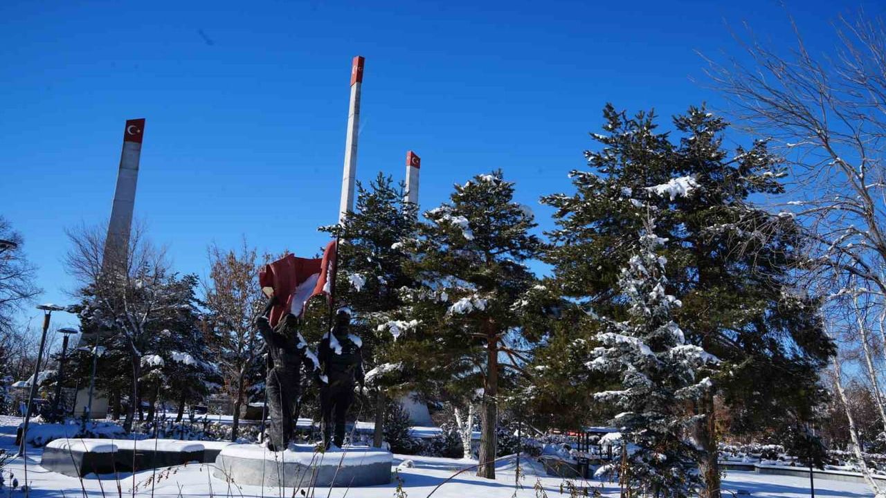 Doğu'da Kar Yağışı ve Olumsuz Hava Koşulları