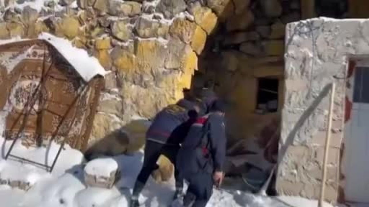 Dolandırıcılık Suçundan Aranan Şahıs Yakalandı