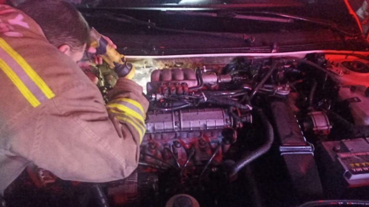 Dörtyol'da Seyir Halindeki Araçta Yangın Çıktı