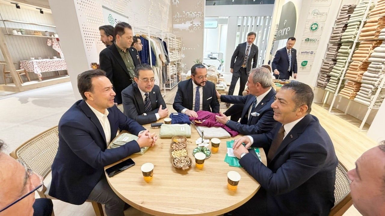 DTO Başkanı Uğur Erdoğan, 2026 Heimtextil Fuarı'nda Denizlili Firmaların Yanında