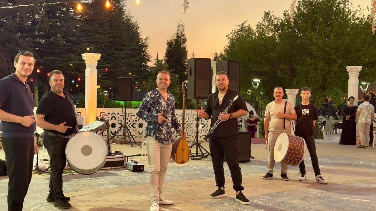 Düğünlerde Minimalist Dönüşüm: Samimiyete Yönelim