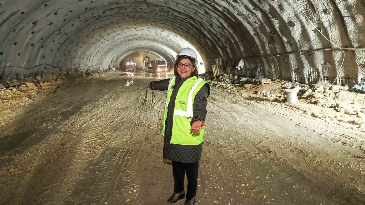 Dülük-OSB Tüneli Projesinde İlerleme Kaydedildi