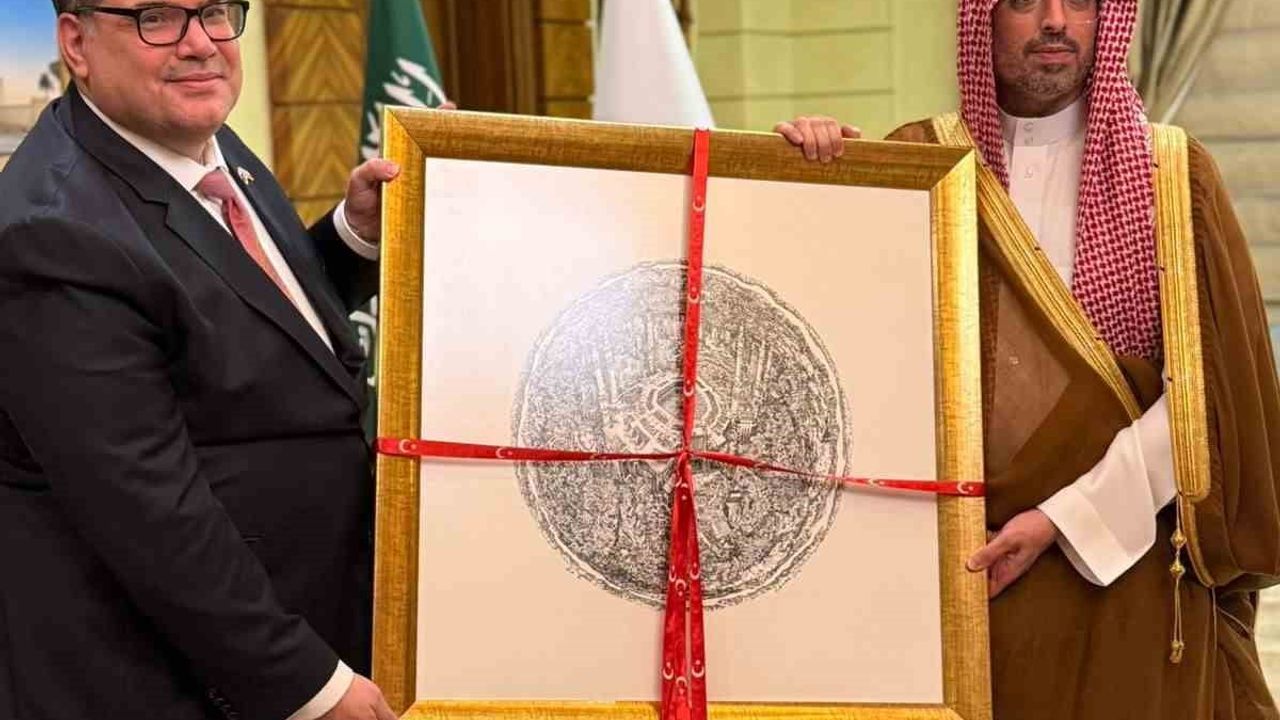 Dünya Türk Dili Ailesi Günü Cidde’de Coşkuyla Kutlandı