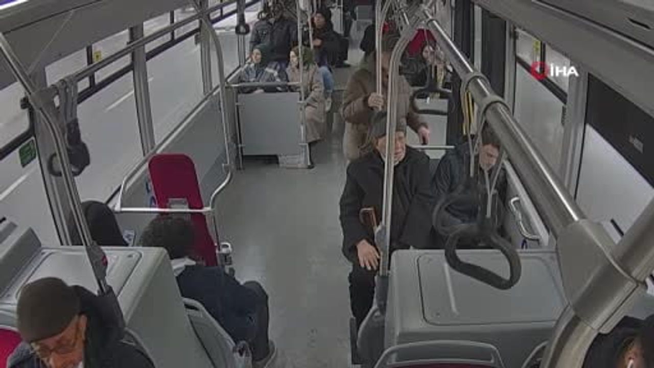 Duyarlı Otobüs Şoförü Yolcuyu Hastaneye Ulaştırdı