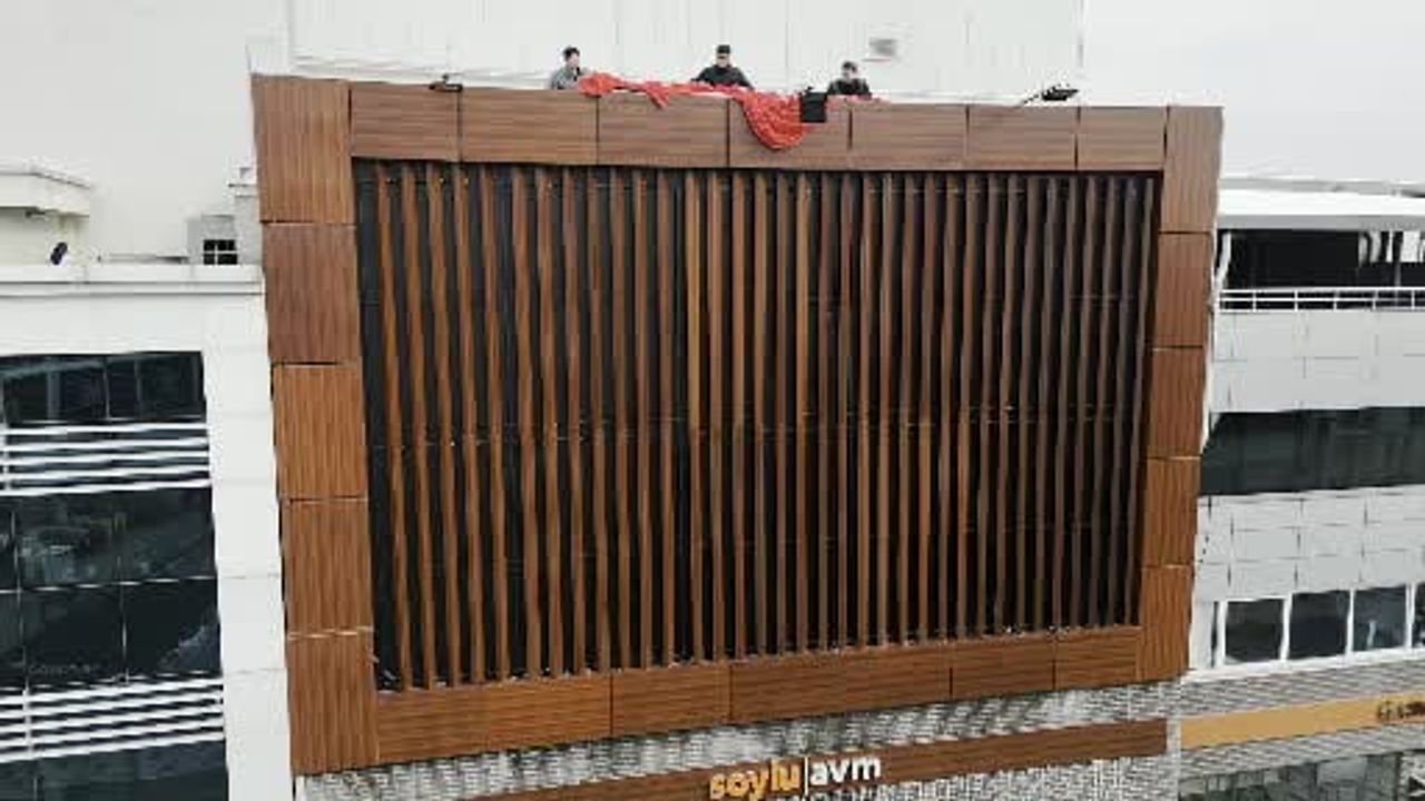 Düzce'de Bayrak Seferberliği: Birlik ve Beraberlik Mesajı