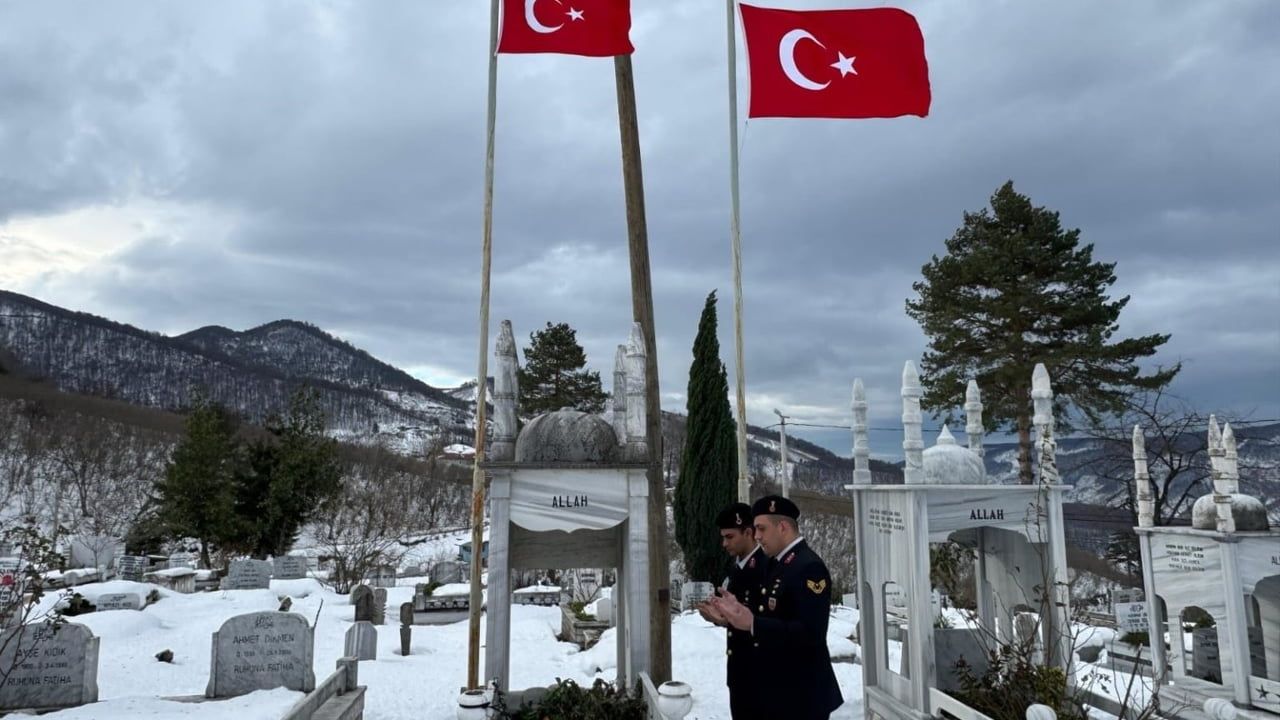 Düzce'de Jandarma, Şehitleri Unutmadı