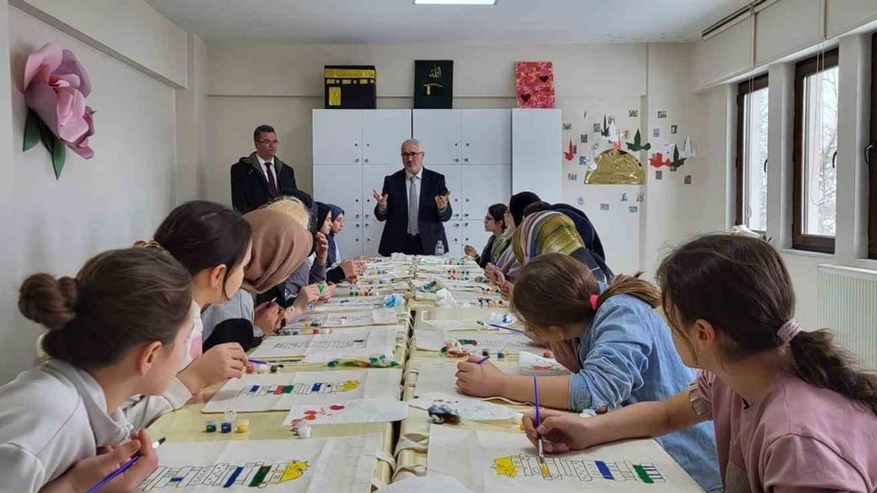 Düzce'de Ortaokul Öğrencileri Değerlerle Buluştu