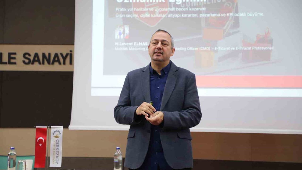 E-Ticaret ve Dijital Dönüşüm Semineri Tekirdağ'da Gerçekleşti