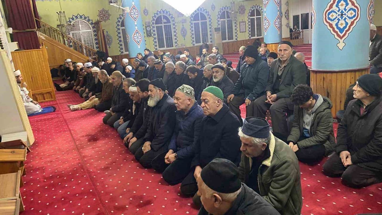 Efeler'de Geleneksel Sabah Namazı Buluşması