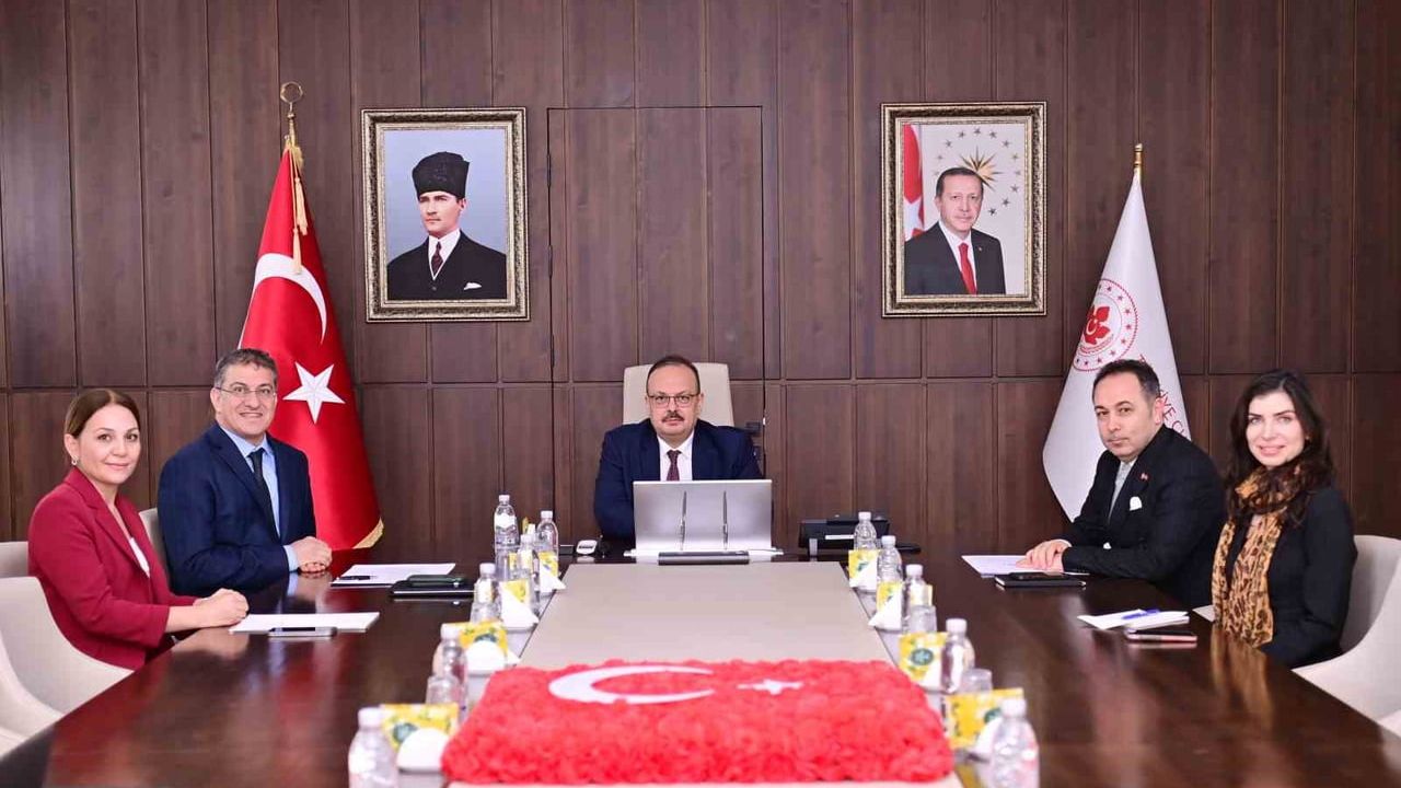 Efeler ve Didim Hükümet Konağı Projeleri Değerlendirildi