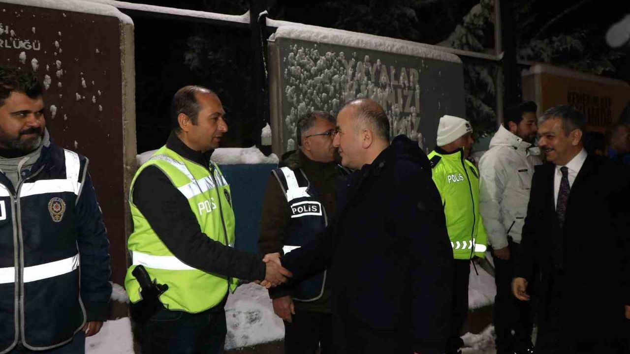 Elazığ Protokolü, Güvenlik Güçleriyle Yılbaşı Toplantısı Düzenledi