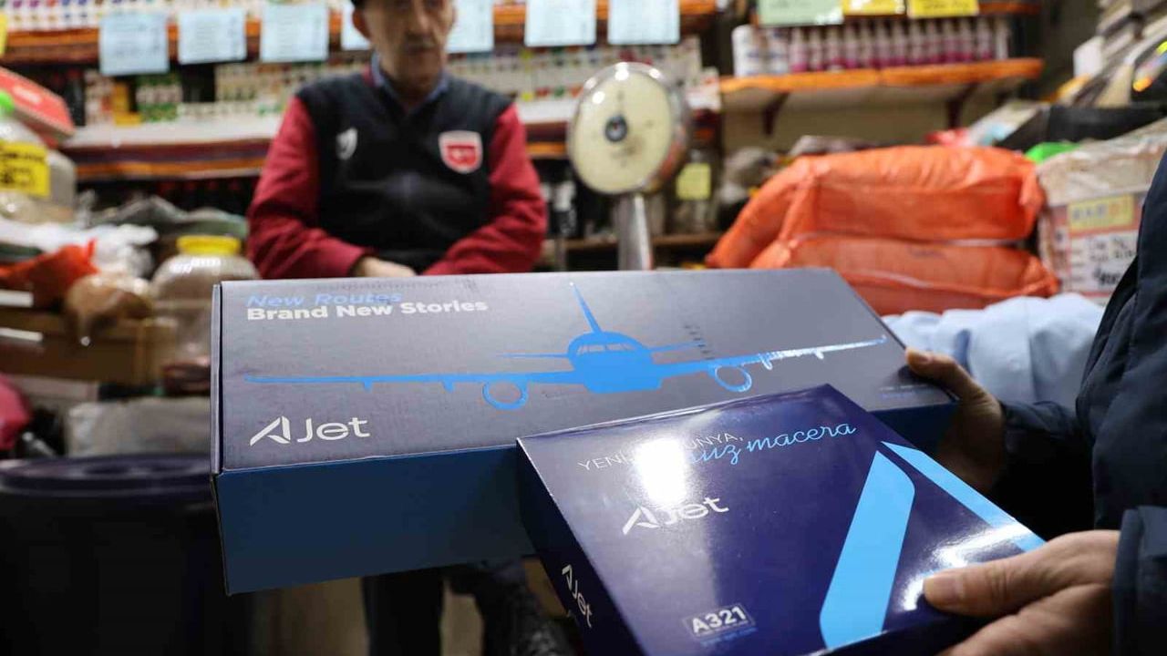 Elazığlı Atilla Demirbaş’a A Jet’ten Anlamlı Hediye