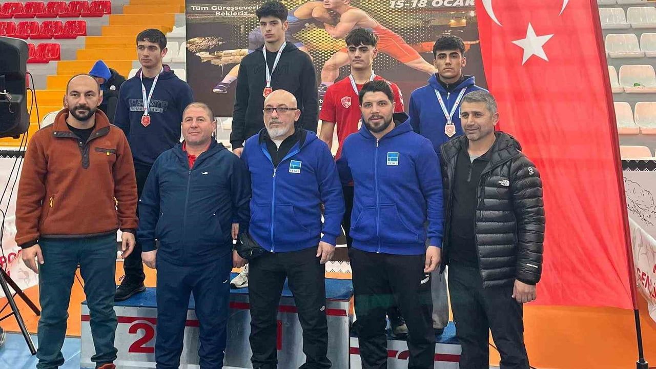 Elazığlı Pehlivanlar Türkiye Şampiyonası İçin Klipliyor
