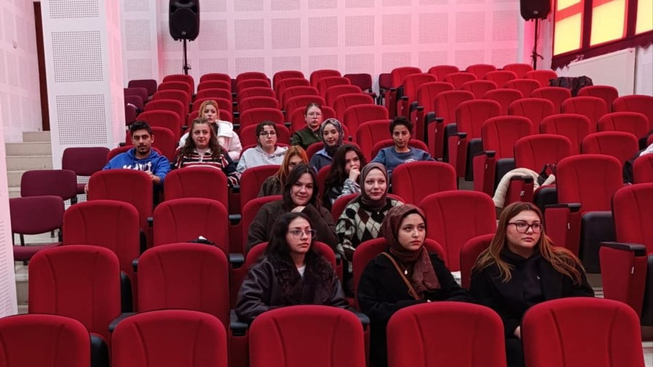 Emet MYO'da Gençlik Programı Eğitimleri