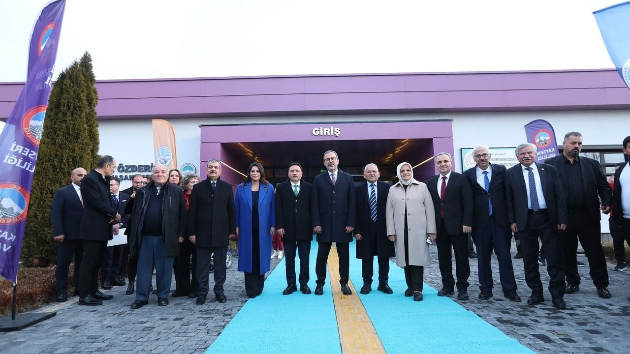 Engelsiz Yaşam Merkezi'nde TBMM İstişare Toplantısı