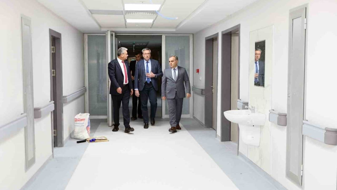 Erciyes Üniversitesi Hastaneleri'nde Yenileme Çalışmaları