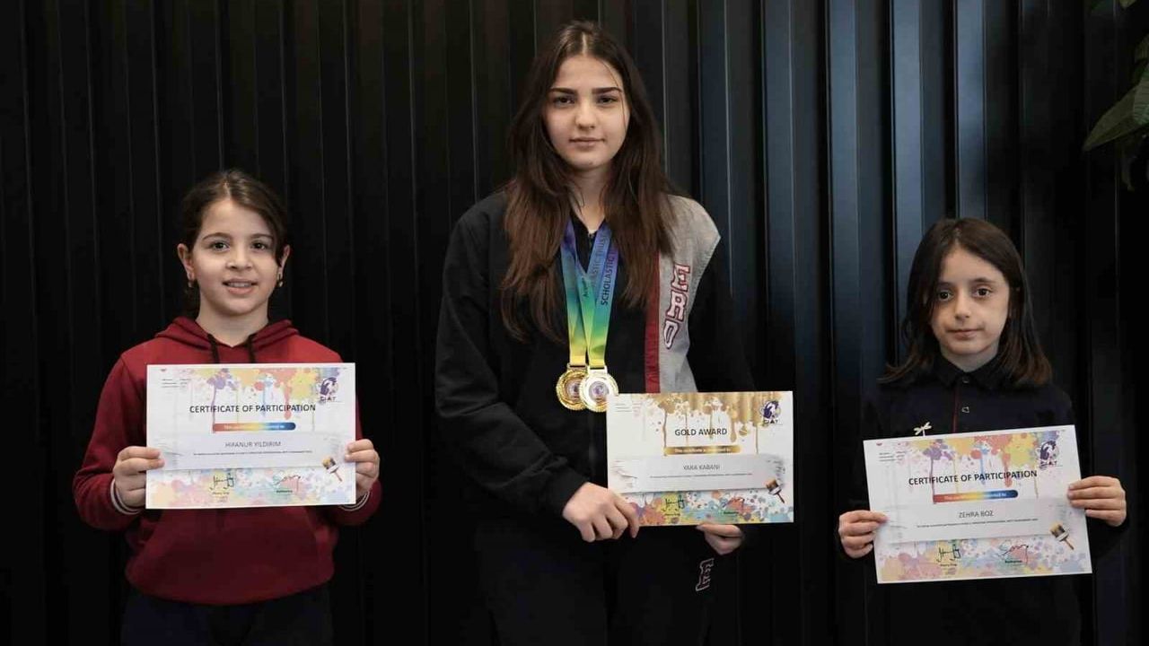 Erdem Koleji'nin Uluslararası Sanat Başarısı