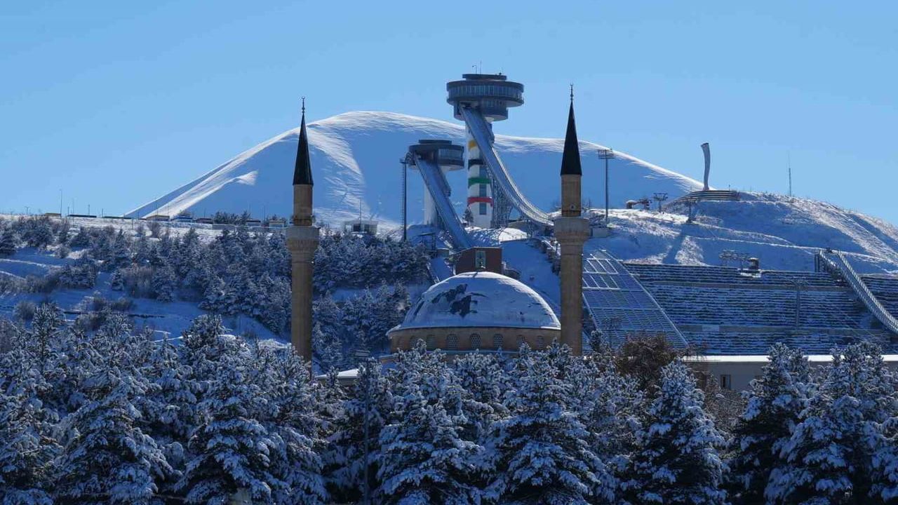 Erzurum'da Kuvvetli Kar Yağışı Bekleniyor