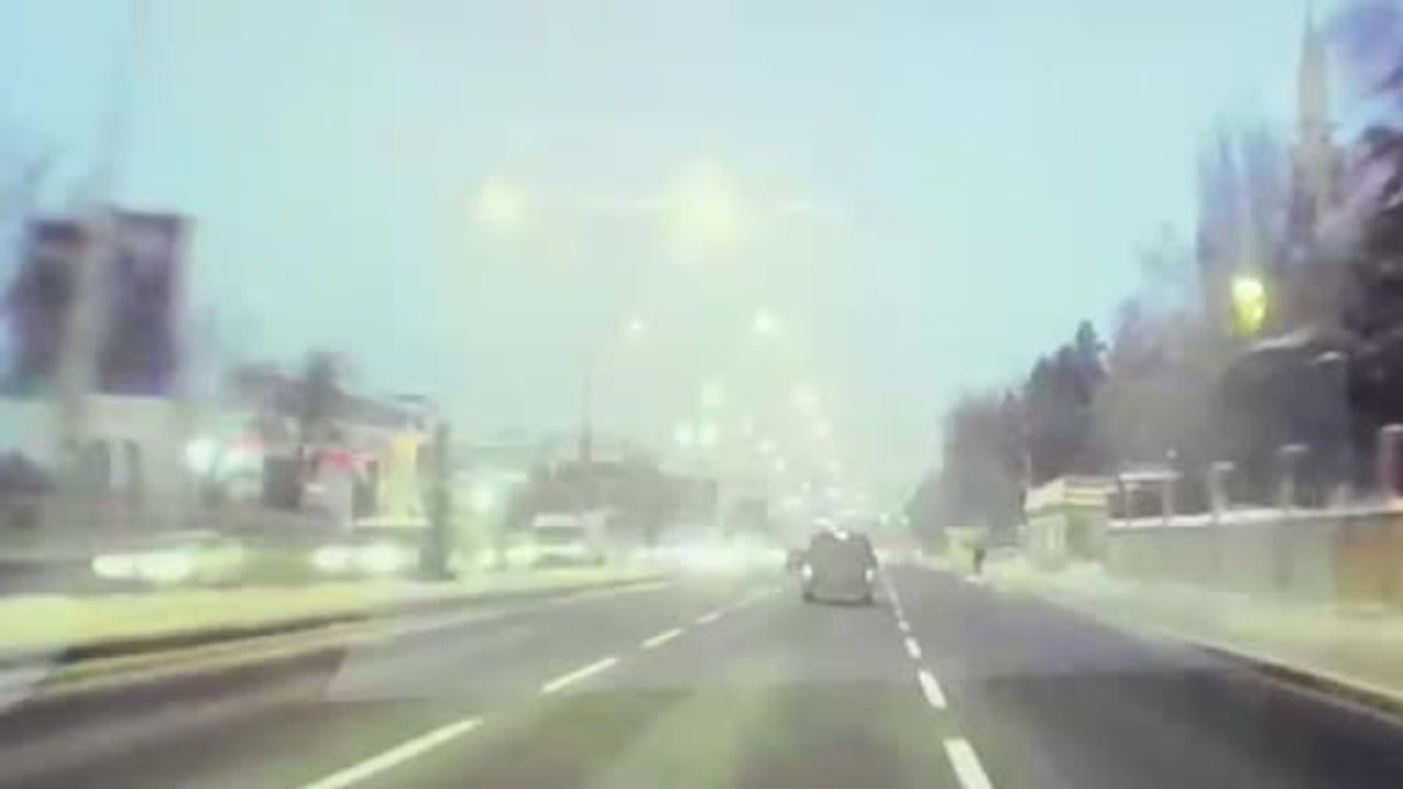 Erzurum'da Zincirleme Trafik Kazası: 3 Yaralı