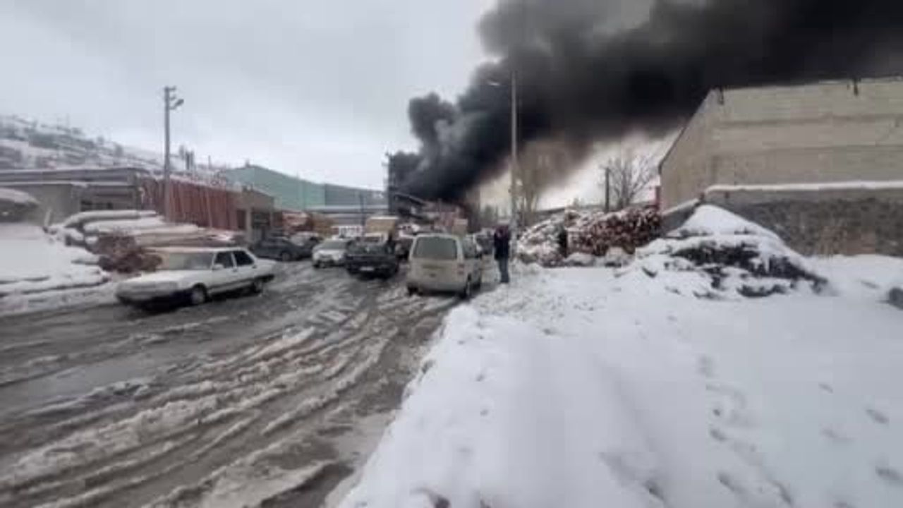 Erzurum'daki Kereste Fabrikasında Patlama: 5 Yaralı