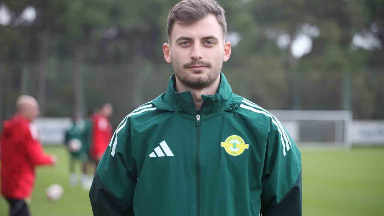 Esenler Erokspor'un Genç Yıldızı Eray Korkmaz Hedeflerini Açıkladı