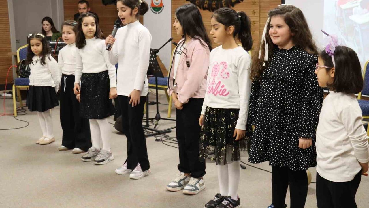 Esentepe Gençlik Merkezi'nde Nevruz Eğlencesi