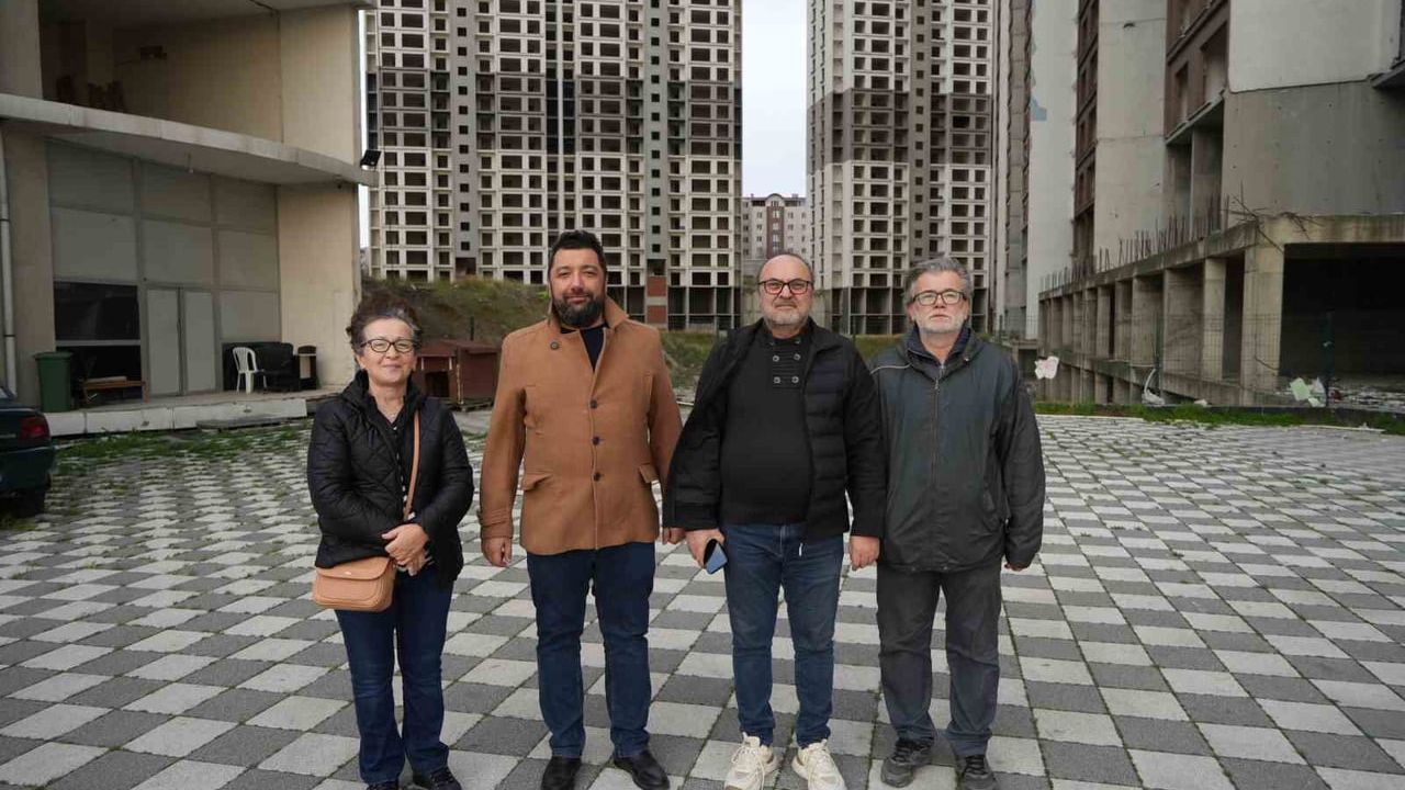 Esenyurt'taki Yarım Kalan Projeler Gökdelen Mezarlığı Olma Yolunda