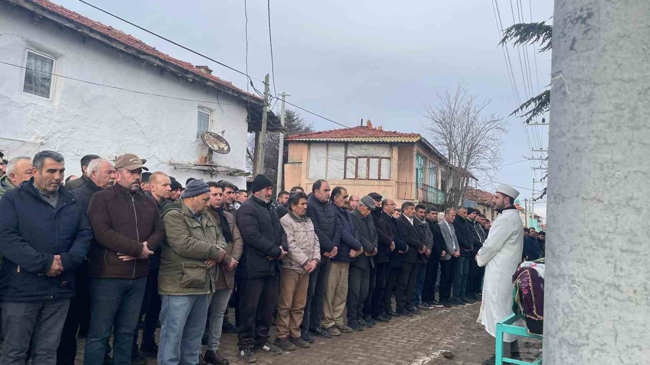 Eskişehir'de Feci Kaza: Hayatını Kaybedenler Toprağa Verildi