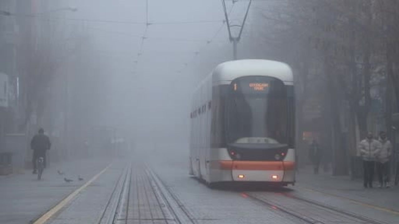 Eskişehir'de Pazar Günü Yoğun Sis