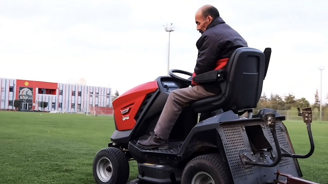 Eskişehirspor Emektarı Sedat Özten Hayatını Kaybetti