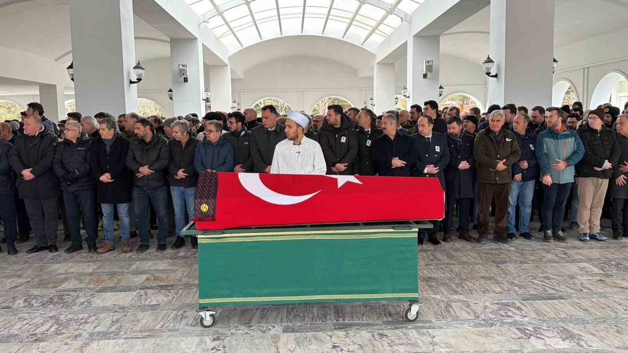 Eskişehirspor Sevdalısı Fatih Terzi Son Yolculuğuna Uğurlandı