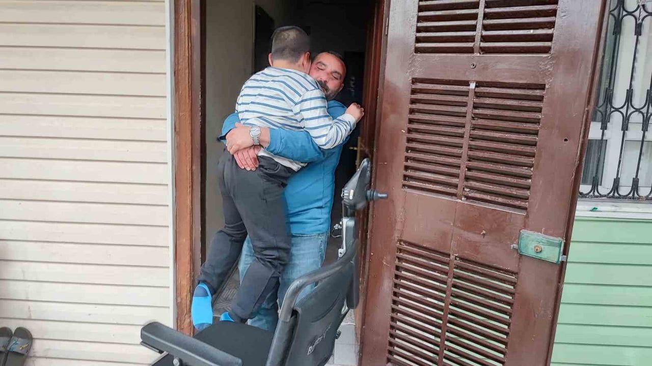 Evde Eğitimle Geleceğe Umutla Bakıyor