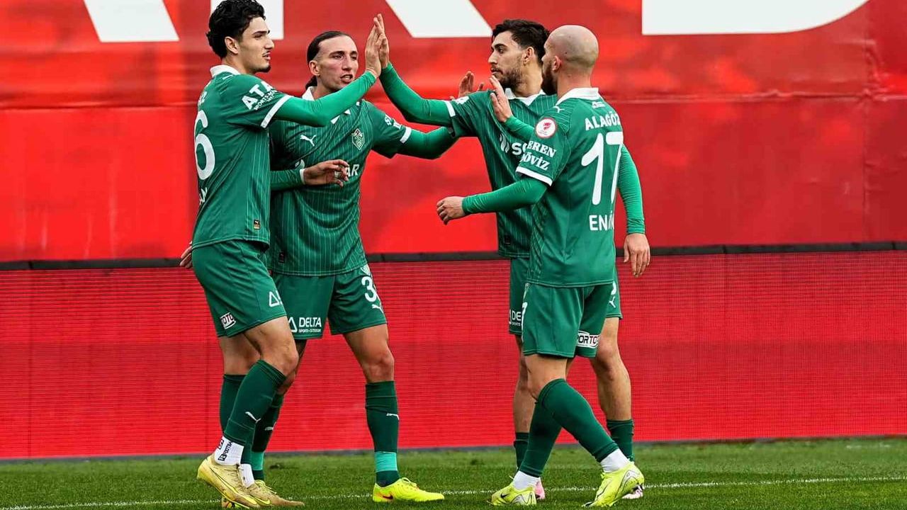 Eyüpspor, Iğdır FK'yı 2-1 Yenerek Ziraat Türkiye Kupası'nda İkinci Galibiyetini Aldı