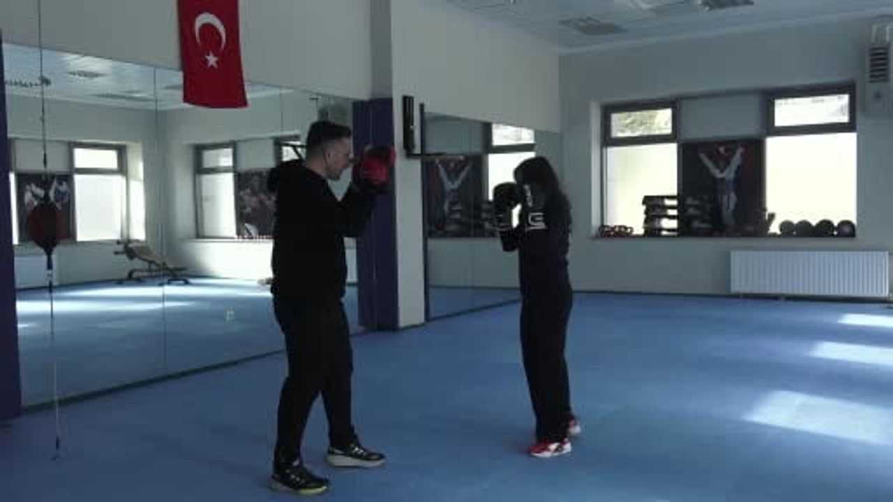 Fatma Başak Coşer, Kick Boksta Türkiye Üçüncüsü Olmayı Başardı