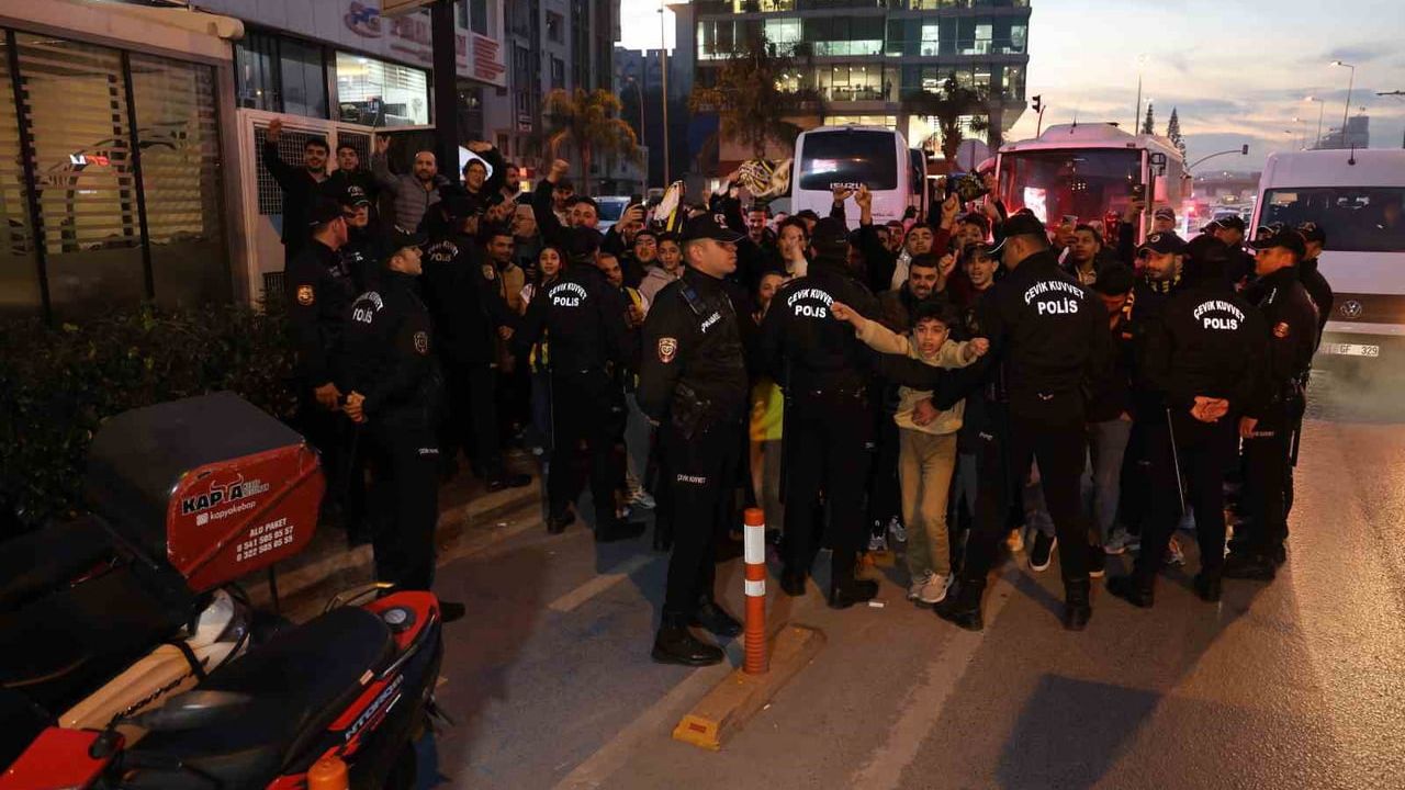 Fenerbahçe Adana'ya Ulaştı: Süper Kupa Heyecanı
