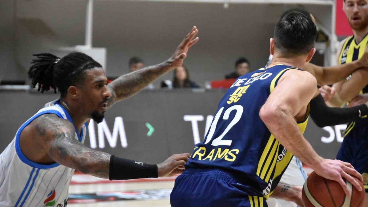 Fenerbahçe Beko, Aliağa Petkimspor'u Deplasmanda Yenerek Başarılarını Sürdürüyor