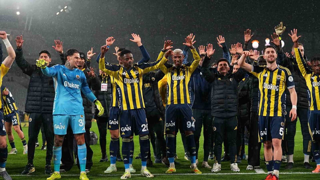 Fenerbahçe Süper Kupa'yı Kazandı