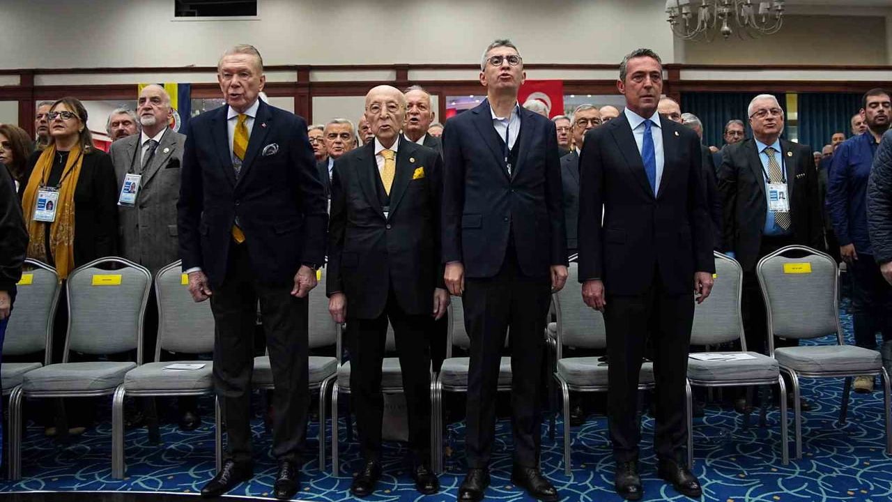 Fenerbahçe Yüksek Divan Kurulu Toplantısı Gerçekleşti