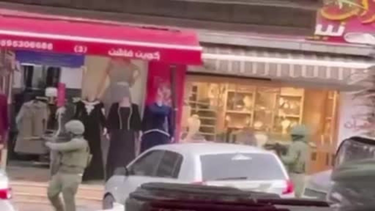 Filistinli Kuyumcu Soyuldu: İsrail Askeri Kılığındaki Şüpheliler Yakalandı