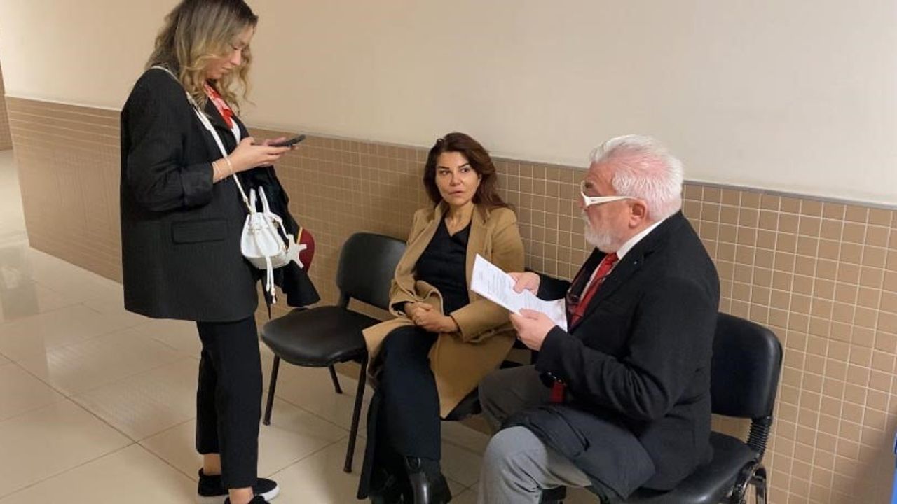 Gazeteci Sedef Kabaş İfade Özgürlüğü İçin Adli Kontrole Tabii Tutuldu