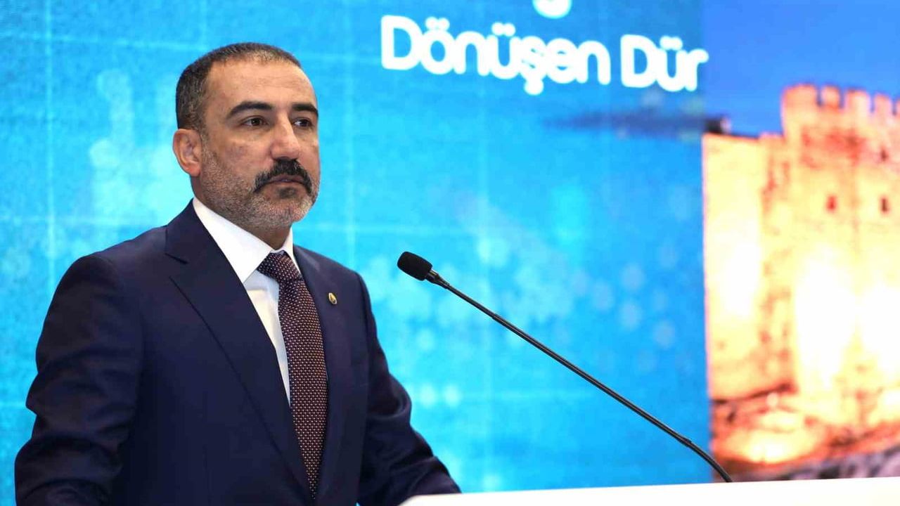 Gaziantep Dış Ticaret Zirvesi: Küresel Ticaretin Geleceği Hesaplanıyor