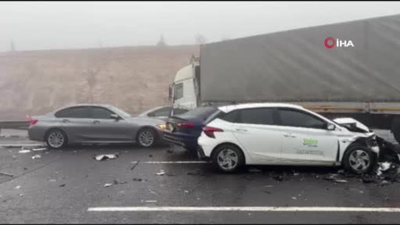 Gaziantep-Şanlıurfa Yolunda Sis Nedeniyle Zincirleme Kaza