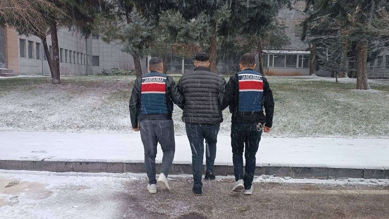 Gaziantep'te Aranan İki Şahıs Yakalandı
