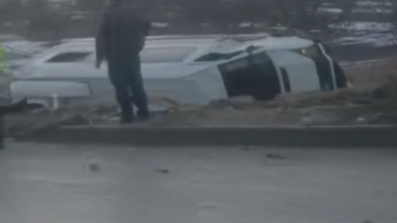 Gaziantep'te İşçi Servisi Şarampole Devrildi: 10 Yaralı