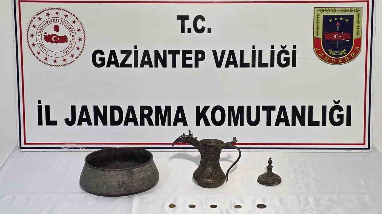 Gaziantep'te Kaçak Kazı Operasyonu: 5 Gözaltı