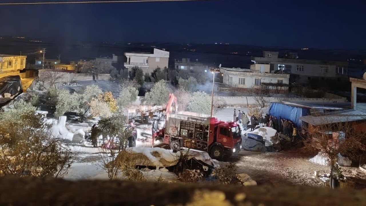 Gaziantep'te Yem Makinesine Düşen Besici Hayatını Kaybetti