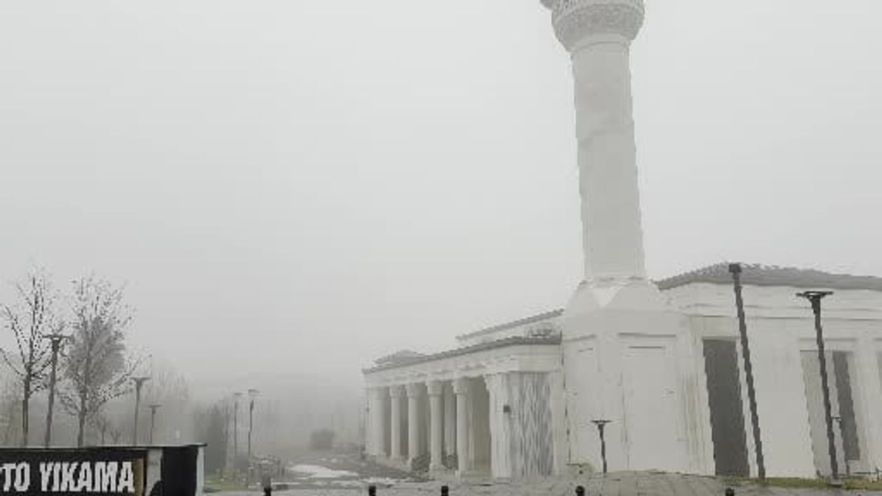 Gaziantep'te Yoğun Sis Etkili Oluyor