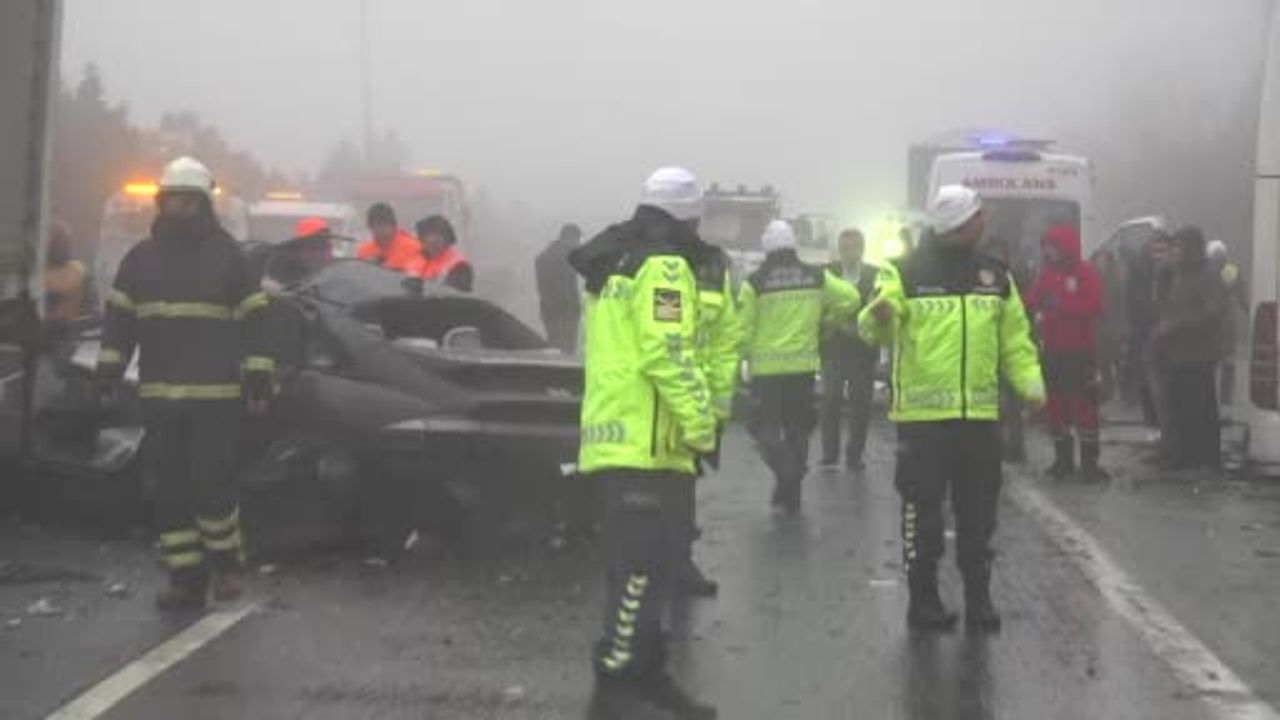 Gaziantep'te Zincirleme Kaza: 2 Ölü, Çok Sayıda Yaralı