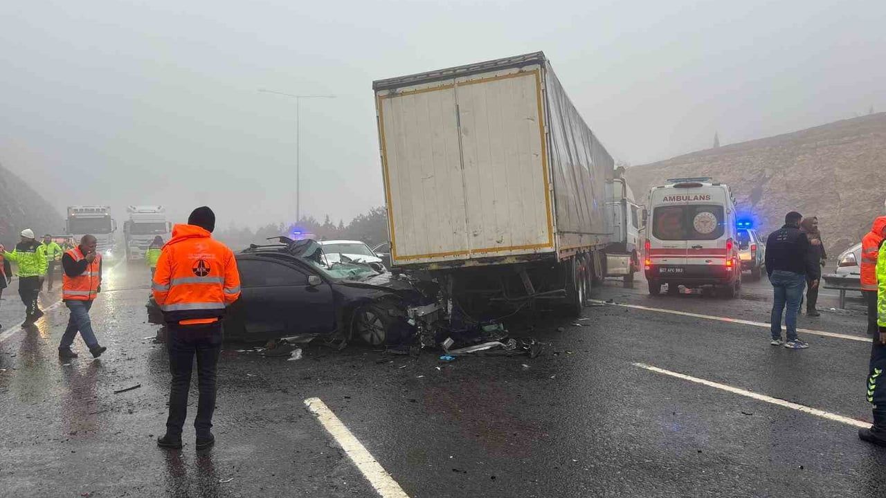 Gaziantep'te Zincirleme Trafik Kazası