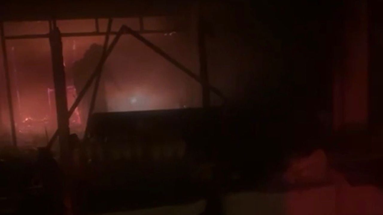 Gazipaşa'da Mahalle Konağında Yangın Paniği